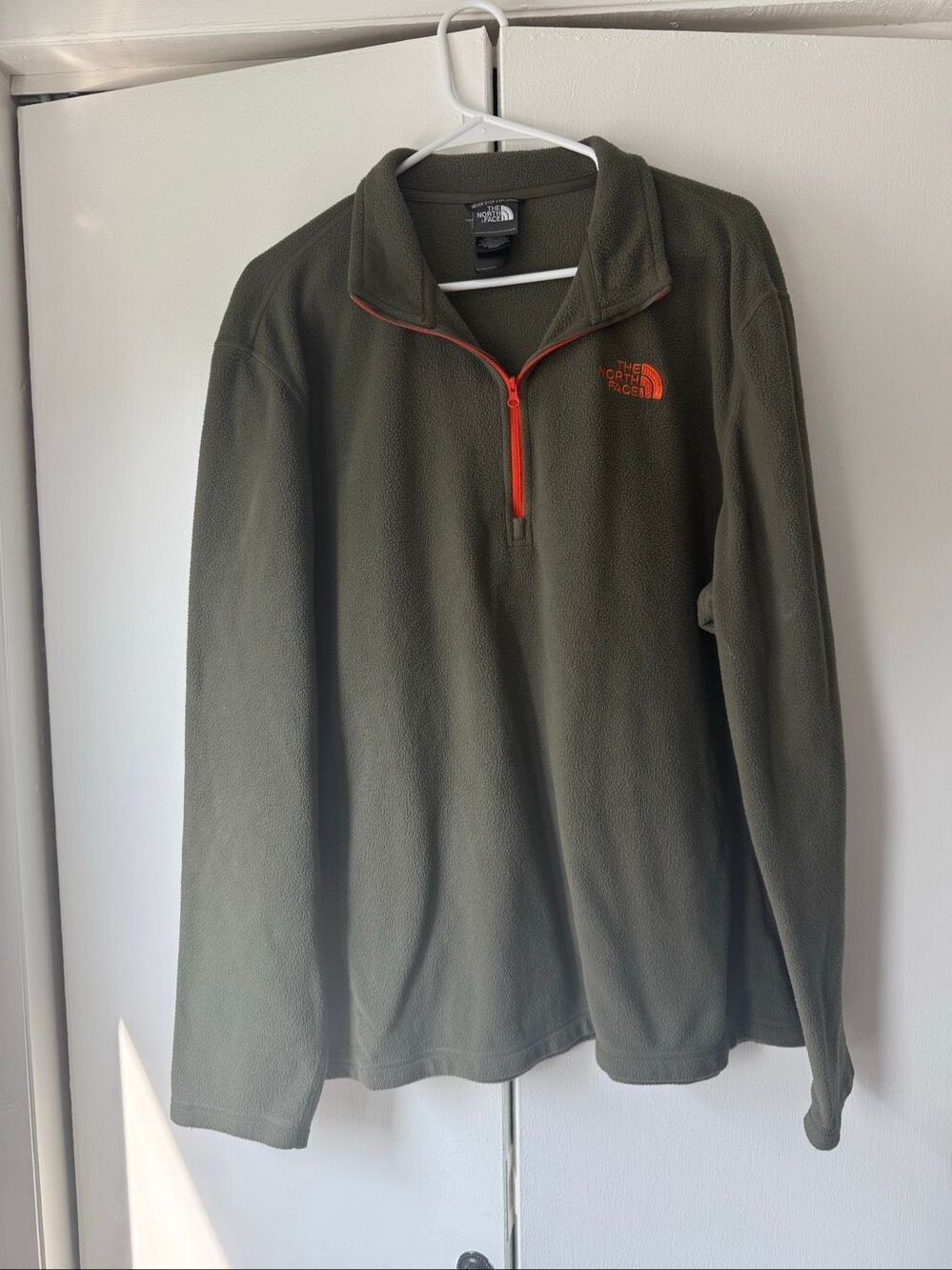 North Face Men's XL Green Gray Pull Over Jacket Fall Winter Outdoors